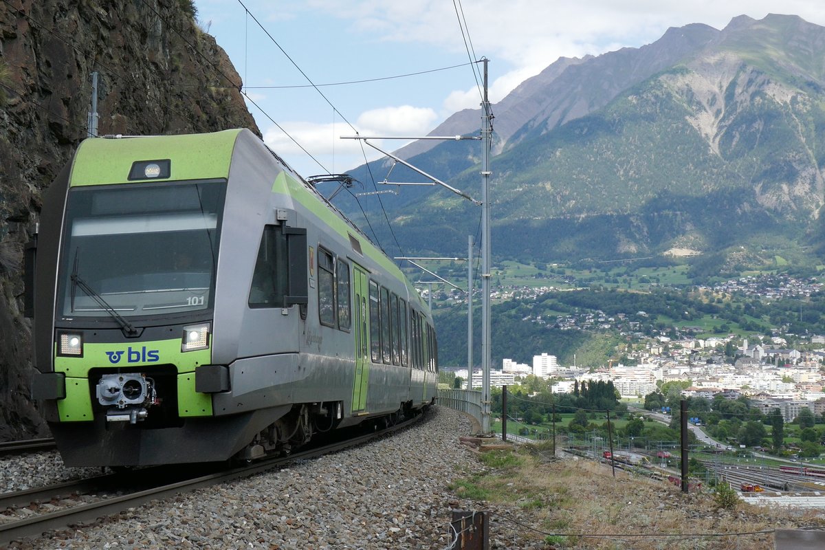 BLS Lötschberger RABe 535 101  Wimmis  am 23.7.18 auf der Südrampe kurz nach Brig.