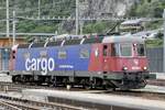 Die Re 620 032  Däniken  am 8.8.23 beim Bahnhof Brig.